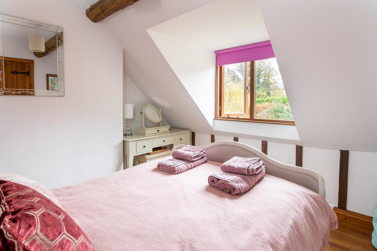 Granary Cottage - Luxury Barn Conversion Weston Subedge Dış mekan fotoğraf